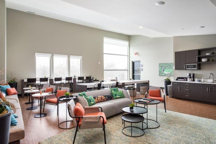 New Happy Trail 2Br Condo Close To Downtown Τράβερς Σίτι Εξωτερικό φωτογραφία